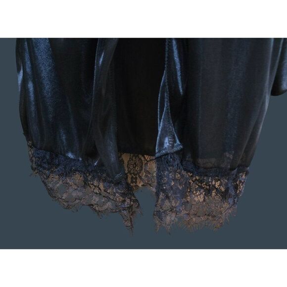 Black Lace Trimmed Kimono-Style Robe Sheer Details whimsygoth glam intimate goth - Picture 3 of 7